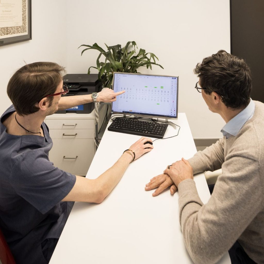 Ortodonzia trasparente 14 FOTO CI PRENDIAMO CURA DI TE - Dentista a Carrara